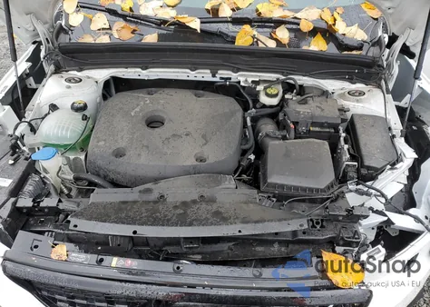 2022 Volvo Xc40 T5 R-Design z USA, uszkodzony, nr VIN YV4162UM4N2700415